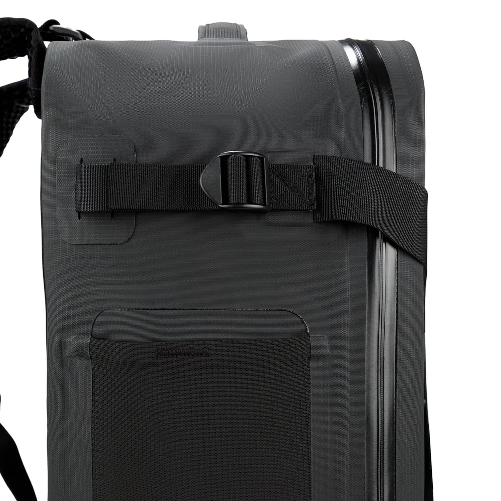 Ultra-Dry Duffle Pack Black & Graphite | Rtic Bags