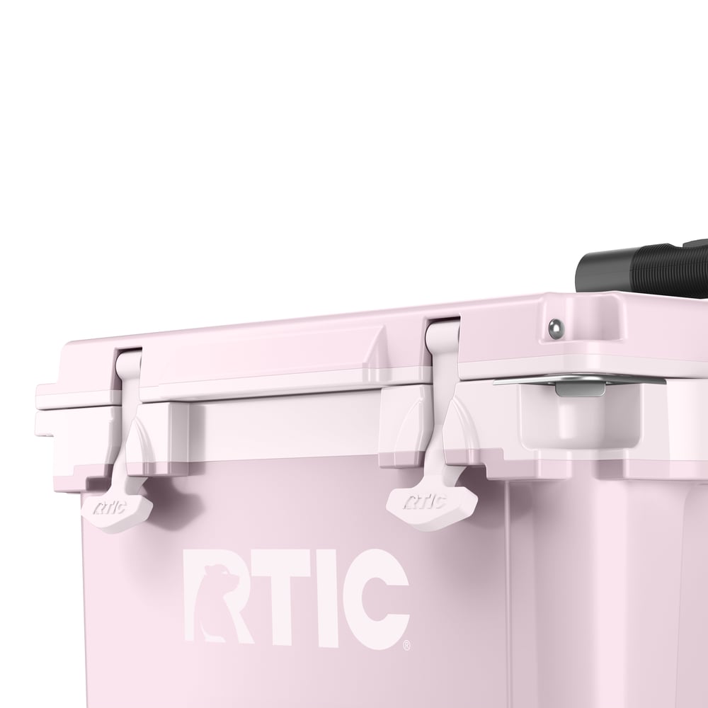22 QT Ultra-Light Wheeled Cooler Pale Pink | Rtic Hard Coolers|Clearance