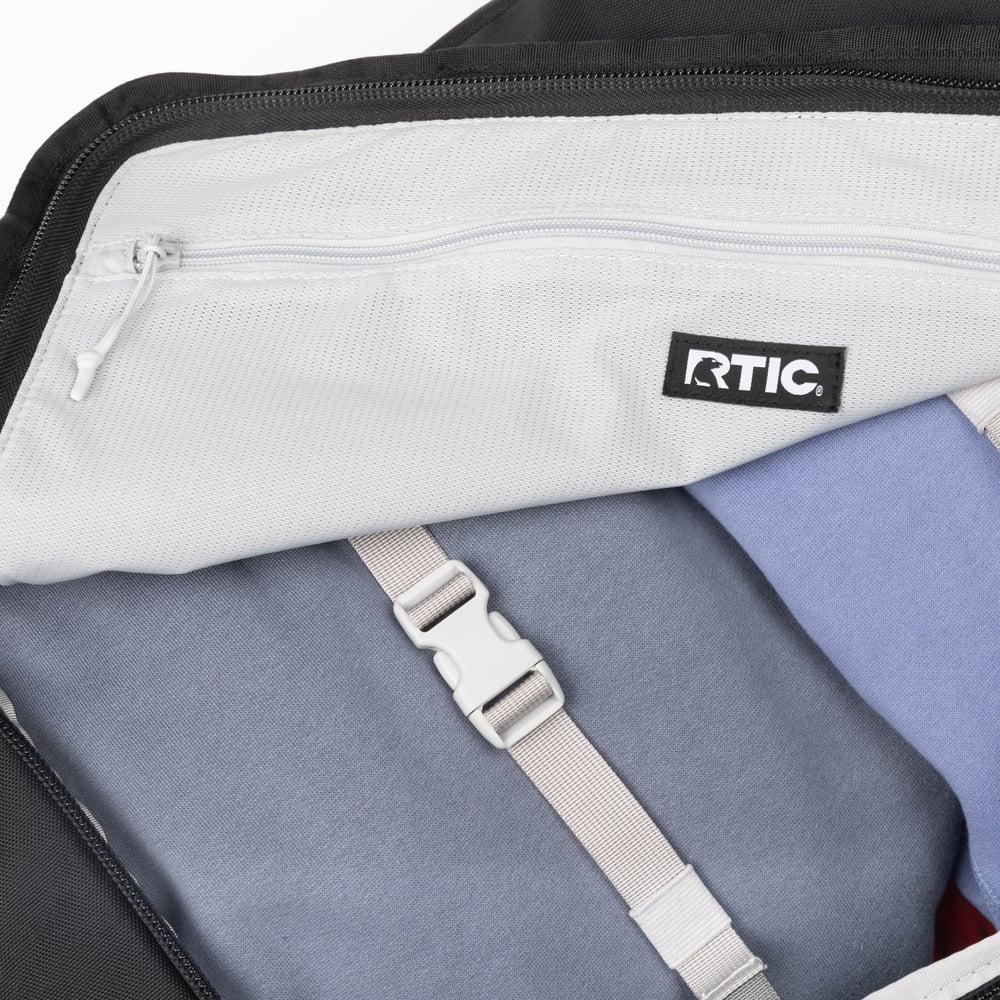 Road Trip Rolling Duffle Bag Black | Rtic Bags|Clearance